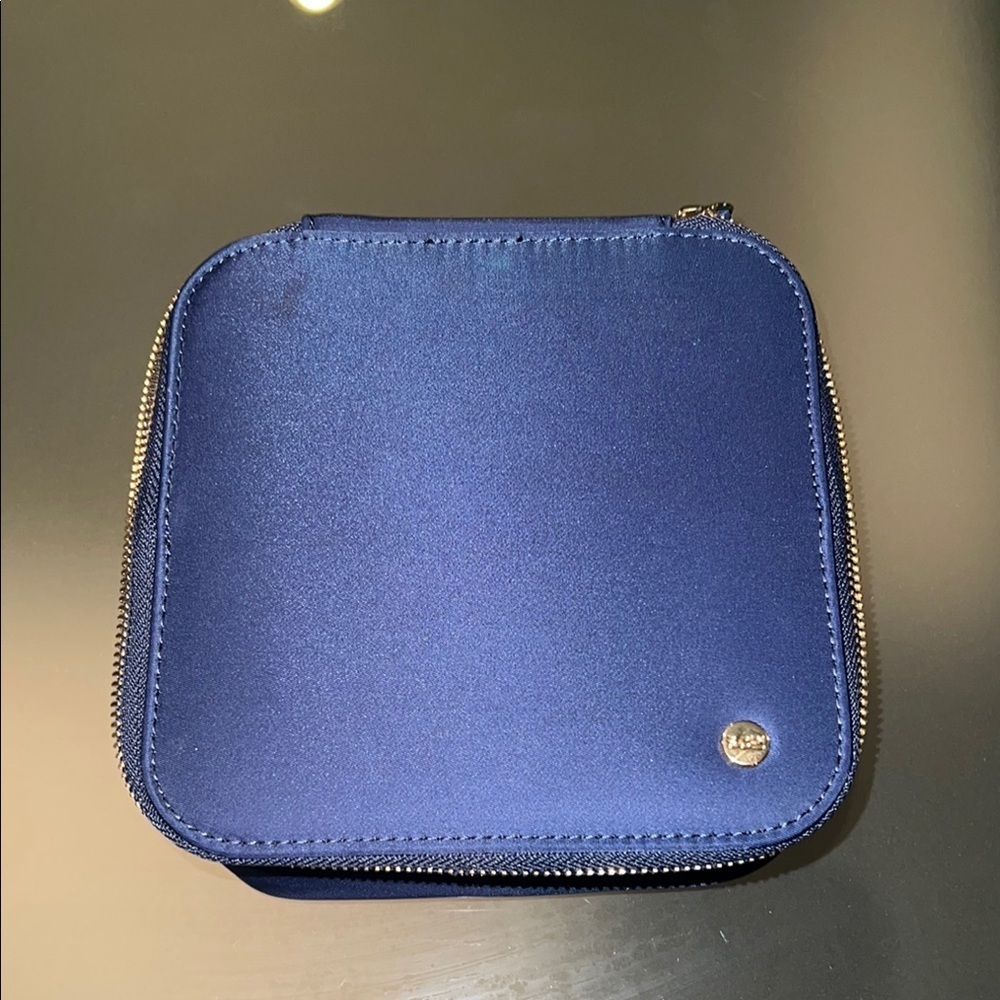 Stony Clover Lane iridescent navy jewelry box new